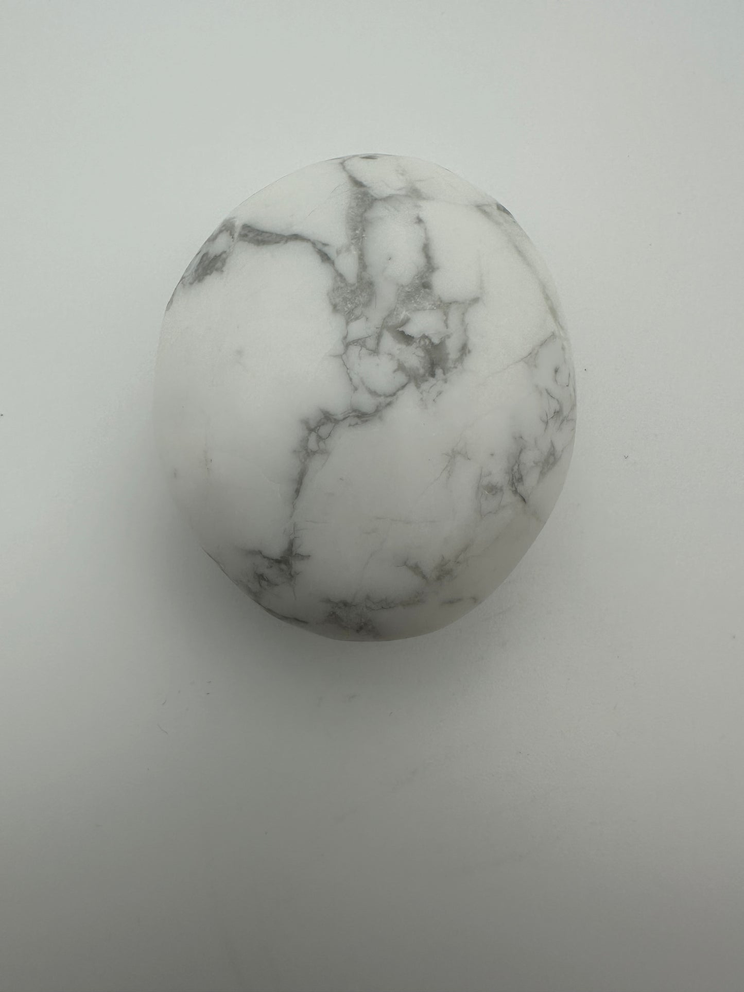 Howlite Palm Stone