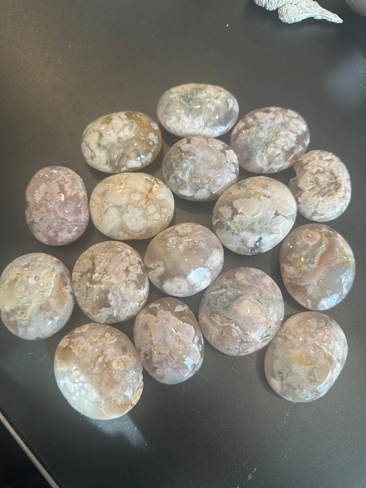 Flower Agate Palm Stones