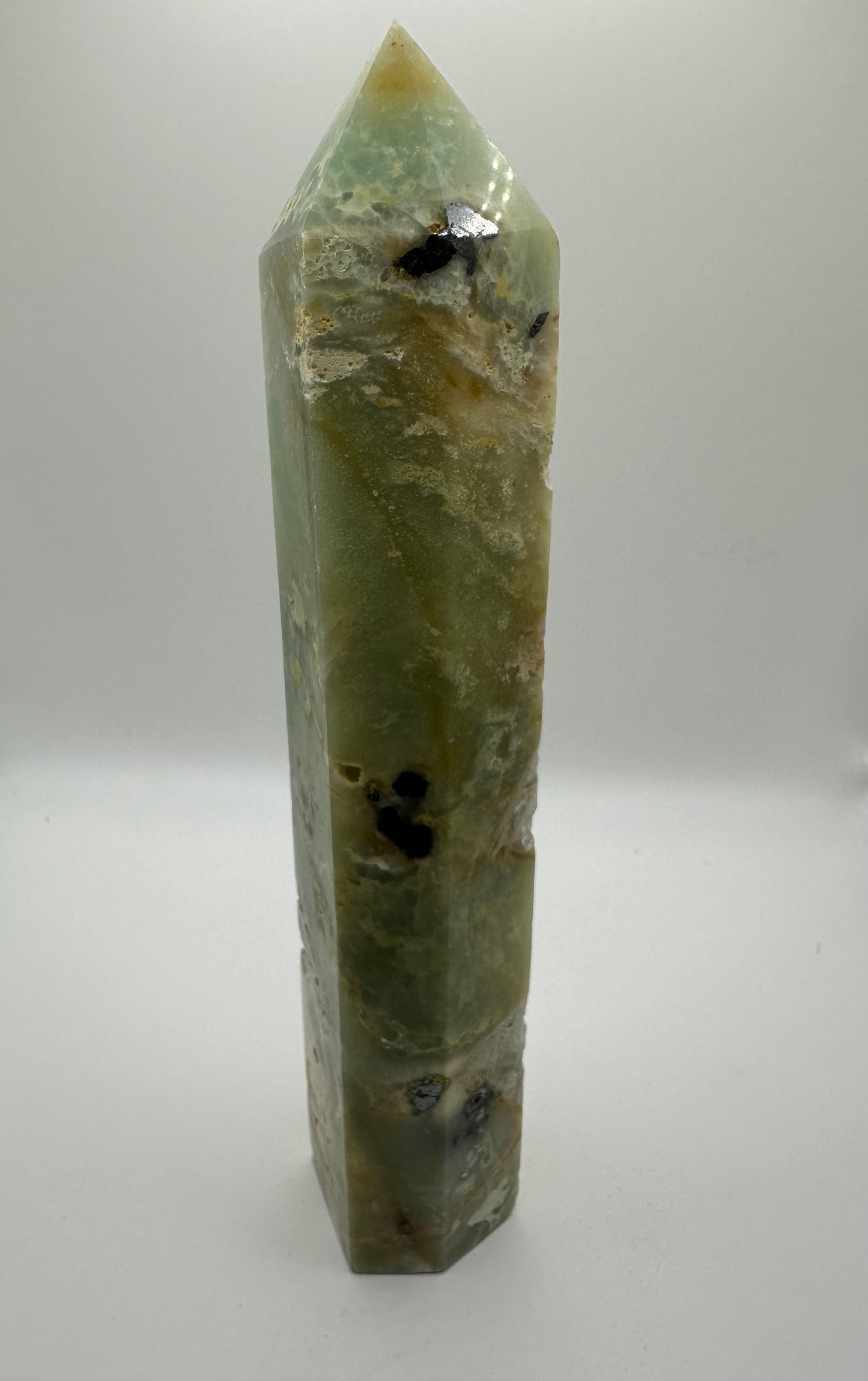 XL Caribbean Calcite Tower
