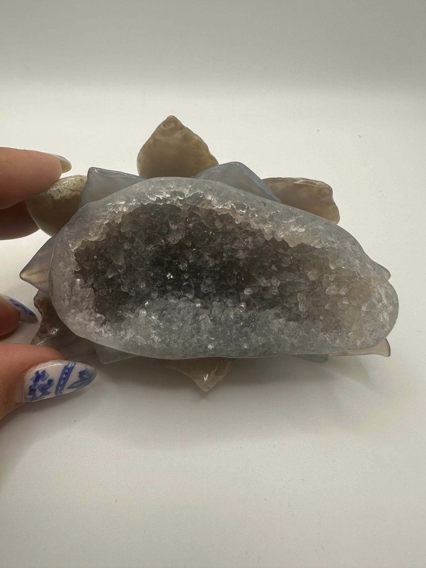 Druzy Agate Lotus Carving