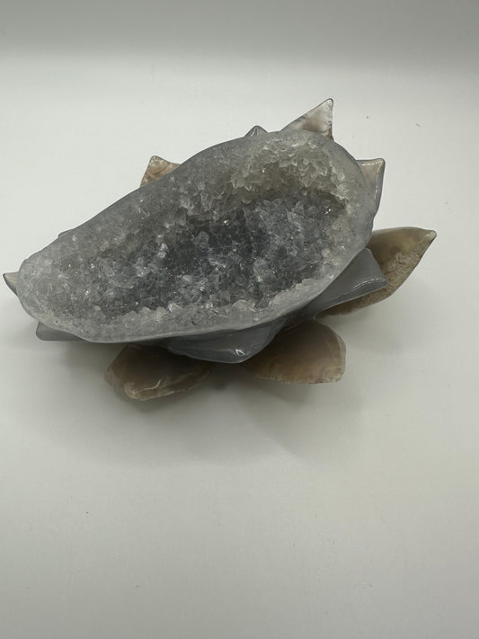 Druzy Agate Lotus Carving